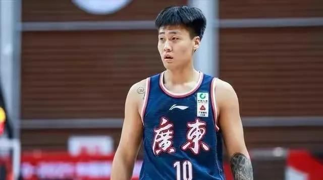 詹姆斯·古恩谈《超人：传承》：超人将更加年轻化 2023-08-19 DC新超人电影《超人：传承》已经万事俱备，静待开机了。