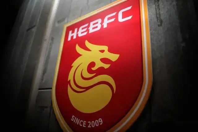 这种“小人物视角” 的喜剧模式,正是陈佩斯的一大创新。