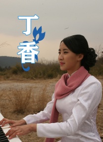 《奥色治郡》办记者会 罗伯茨秀香沟成大笑姑婆 2013-09-11 多伦多当地时间9月10日，2013多伦多国际电影节举办期间，影片《八月:奥色治郡》举办记者会。